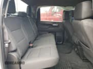 ✅ 2024 Chevrolet Silverado 2500HD LT • VIN: 1GC4YNEY7RF101276 • Lot: 82091005. Wystawiony na Copart z przebiegiem 45 100 mil. Bezpłatny archiwum sprzedaży aukcyjnych z USA i szczegółowy raport historii pojazdu na DreamBid. Zdjęcie 10.