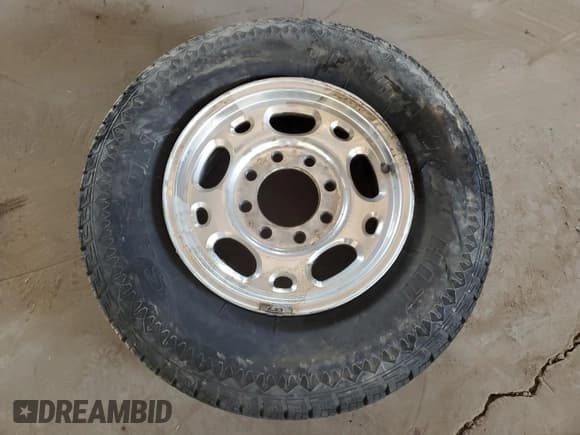 ✅ 2006 Chevrolet Silverado 2500HD Work Truck • VIN: 1GCHK29U36E104380 • Lot: 81989924. Wystawiony na Copart z przebiegiem 125 908 mil. Bezpłatny archiwum sprzedaży aukcyjnych z USA i szczegółowy raport historii pojazdu na DreamBid. Zdjęcie 12.