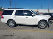 ✅ 2013 Ford Expedition Limited • VIN: 1FMJU1K53DEF00889 • Лот: 43780152. Опубликован ранее на IAAI с пробегом 100 305 миль. Бесплатный доступ к архиву аукционных продаж из США и подробный отчёт об истории автомобиля на DreamBid. Изображение 13.