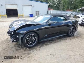 ✅ 2021 Ford Mustang EcoBoost • VIN: 1FATP8UH6M5120665 • Lot: 66462845. Wystawiony na Copart z przebiegiem 63 315 mil. Bezpłatny archiwum sprzedaży aukcyjnych z USA i szczegółowy raport historii pojazdu na DreamBid. Zdjęcie 1.