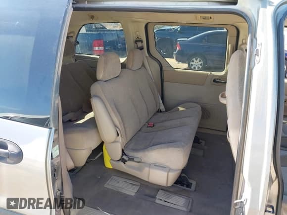 ✅ 2000 Ford Windstar LX • VIN: 2FMZA5145YBA12427 • Lot: 41990471. Wystawiony na IAAI z przebiegiem 97 069 mil. Bezpłatny archiwum sprzedaży aukcyjnych z USA i szczegółowy raport historii pojazdu na DreamBid. Zdjęcie 8.