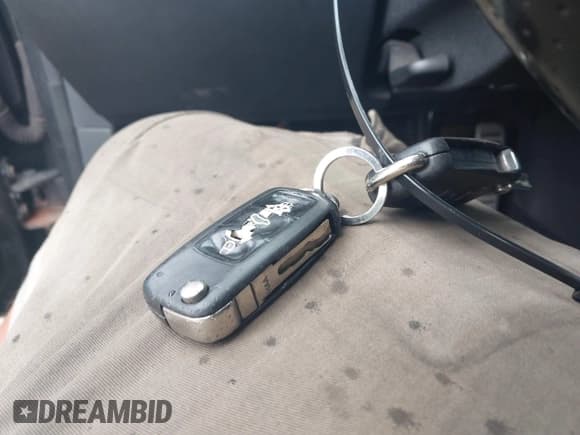 ✅ 2011 Volkswagen Golf GTI PZEV • VIN: WVWFD7AJ2BW087902 • Lot: 42749541. Listed on IAAI with 166,692 mi. Free auction sales archive from the USA and detailed vehicle history report at DreamBid. Image 11.