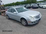 ✅ 2008 Mercedes-Benz E 320 • VIN: WDBUF22X08B324795 • Lot: 41773761. Wystawiony na IAAI z przebiegiem 249 975 mil. Bezpłatny archiwum sprzedaży aukcyjnych z USA i szczegółowy raport historii pojazdu na DreamBid. Zdjęcie 1.