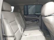✅ 2015 Chevrolet Suburban LT • VIN: 1GNSCJKCXFR700715 • Lot: 42748716. Wystawiony na IAAI z przebiegiem 169 082 mil. Bezpłatny archiwum sprzedaży aukcyjnych z USA i szczegółowy raport historii pojazdu na DreamBid. Zdjęcie 8.