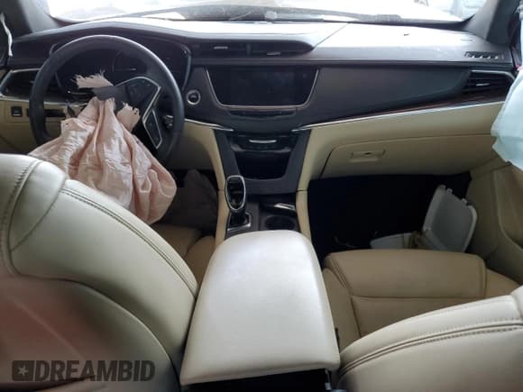 ✅ 2017 Cadillac XT5 Premium Luxury AWD • VIN: 1GYKNERS5HZ172778 • Lot: 81845185. Listed on Copart with 115,206 mi. Free auction sales archive from the USA and detailed vehicle history report at DreamBid. Image 8.