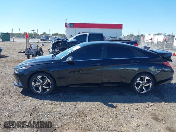 ✅ 2023 Hyundai Elantra Limited • VIN: KMHLP4AG3PU620089 • Lot: 43479397. Listed on IAAI with 50,524 mi. Free auction sales archive from the USA and detailed vehicle history report at DreamBid. Image 15.