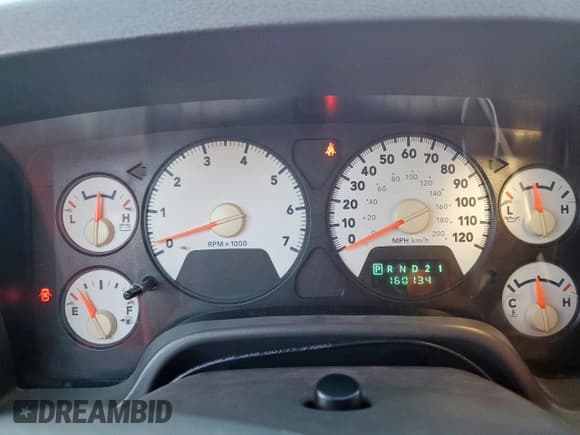 ✅ 2006 Dodge 1500 SLT • VIN: 1D7HU18246S524631 • Lot: 91220135. Wystawiony na Copart z przebiegiem 160 134 mil. Bezpłatny archiwum sprzedaży aukcyjnych z USA i szczegółowy raport historii pojazdu na DreamBid. Zdjęcie 9.