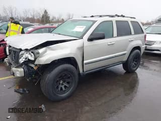 ✅ 2007 Jeep Grand Cherokee Laredo • VIN: 1J8GR48K07C544646 • Lot: 43728289. Wystawiony na IAAI z przebiegiem 67 777 mil. Bezpłatny archiwum sprzedaży aukcyjnych z USA i szczegółowy raport historii pojazdu na DreamBid. Zdjęcie 2.