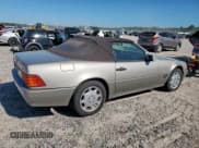 ✅ 1995 Mercedes-Benz SL 5.0L • VIN: WDBFA67E8SF111907 • Lot: 91940455. Wystawiony na Copart z przebiegiem 89 976 mil. Bezpłatny archiwum sprzedaży aukcyjnych z USA i szczegółowy raport historii pojazdu na DreamBid. Zdjęcie 3.