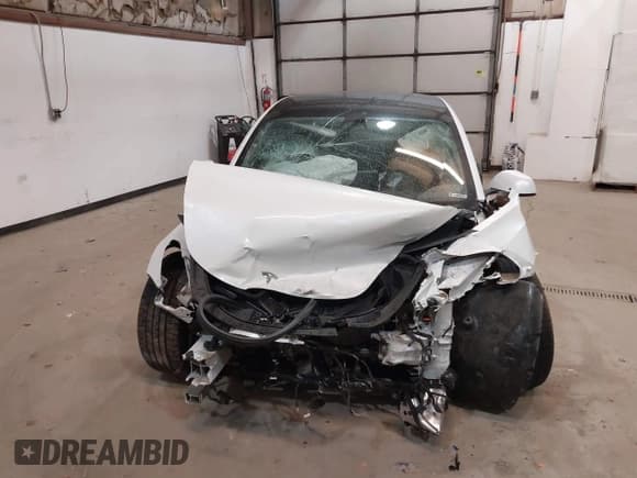 ✅ 2021 Tesla Model 3 Performance • VIN: 5YJ3E1ECXMF991836 • Lot: 41830519. Wystawiony na IAAI z przebiegiem Nie podano. Bezpłatny archiwum sprzedaży aukcyjnych z USA i szczegółowy raport historii pojazdu na DreamBid. Zdjęcie 12.