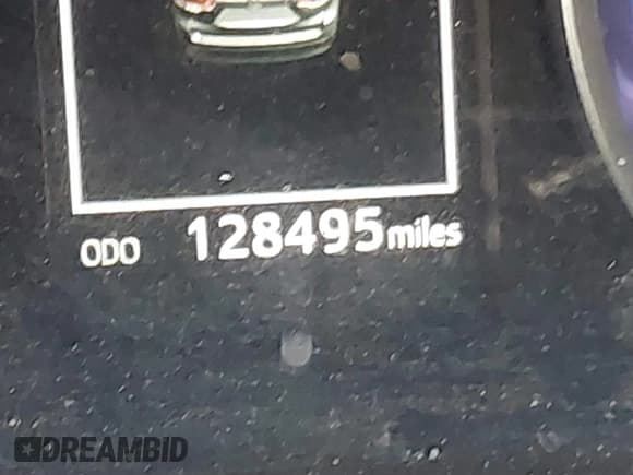 ✅ 2018 Toyota Highlander LE • VIN: 5TDBZRFH0JS840018 • Lot: 41621355. Wystawiony na IAAI z przebiegiem 128 495 mil. Bezpłatny archiwum sprzedaży aukcyjnych z USA i szczegółowy raport historii pojazdu na DreamBid. Zdjęcie 16.