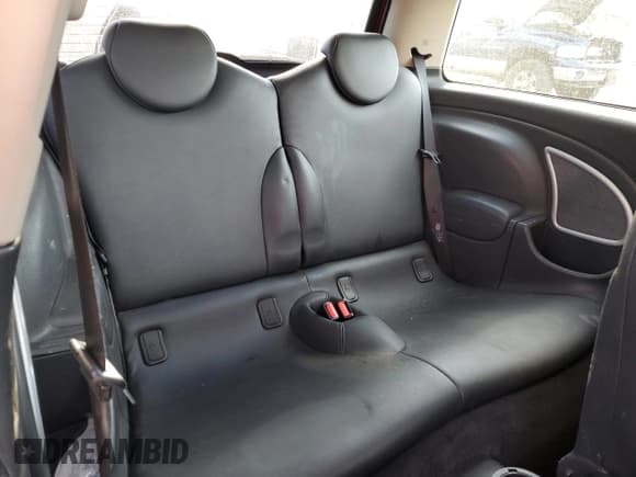 ✅ 2006 MINI Hardtop S • VIN: WMWRE33516TJ39916 • Lot: 91089485. Listed on Copart with 103,234 mi. Free auction sales archive from the USA and detailed vehicle history report at DreamBid. Image 10.