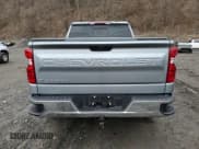 ✅ 2025 Chevrolet Silverado 1500 • VIN: 1GCVKDE87SZ123248 • Лот: 52758545. Опубликован ранее на Copart с пробегом 3 600 миль. Бесплатный доступ к архиву аукционных продаж из США и подробный отчёт об истории автомобиля на DreamBid. Изображение 6.