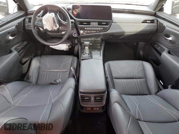 ✅ 2022 Lexus ES 300h Ultra Luxury • VIN: 58AFA1C15NU022050 • Lot: 43223555. Listed on Copart with 12,500 mi. Free auction sales archive from the USA and detailed vehicle history report at DreamBid. Image 8.