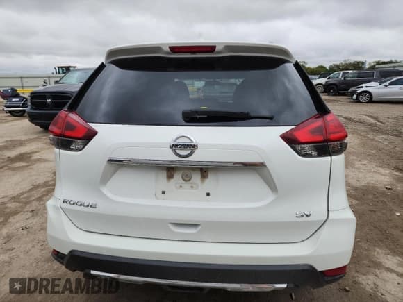 ✅ 2017 Nissan Rogue SV • VIN: 5N1AT2MT7HC823963 • Lot: 90261165. Listed on Copart with 115,015 mi. Free auction sales archive from the USA and detailed vehicle history report at DreamBid. Image 6.