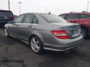 ✅ 2010 Mercedes-Benz C 300 Sport • VIN: WDDGF5EB9AR092314 • Lot: 43697253. Wystawiony na IAAI z przebiegiem 125 890 mil. Bezpłatny archiwum sprzedaży aukcyjnych z USA i szczegółowy raport historii pojazdu na DreamBid. Zdjęcie 3.