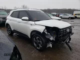 ✅ 2023 Hyundai Venue SEL • VIN: KMHRC8A39PU274401 • Lot: 38358634. Listed on Copart with 10,272 mi. Free auction sales archive from the USA and detailed vehicle history report at DreamBid. Image 4.