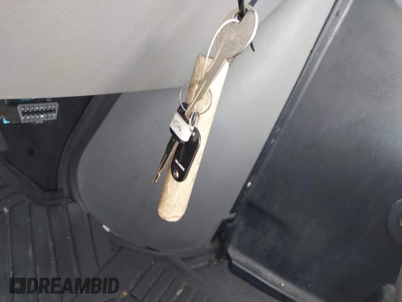 ✅ 2014 Ford Econoline Cargo Commercial • VIN: 1FDSS3EL8EDB07221 • Лот: 42091354. Опубликован ранее на IAAI с пробегом 236 025 миль. Бесплатный доступ к архиву аукционных продаж из США и подробный отчёт об истории автомобиля на DreamBid. Изображение 10.