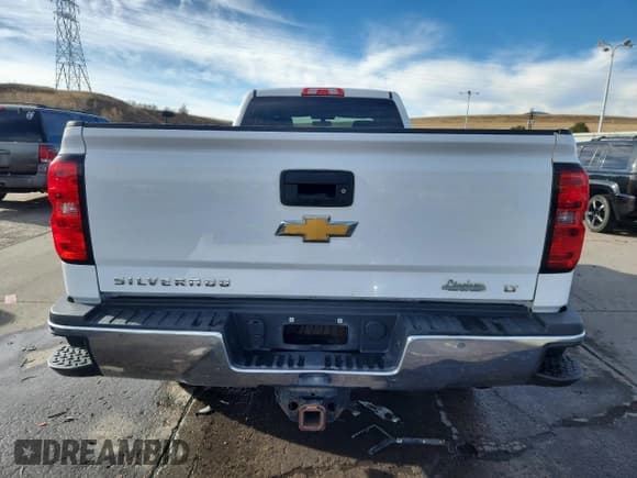 ✅ 2015 Chevrolet Silverado 2500HD LT • VIN: 1GC2KVEG0FZ530852 • Lot: 93092285. Listed on Copart with 150,893 mi. Free auction sales archive from the USA and detailed vehicle history report at DreamBid. Image 6.