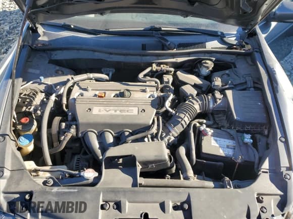 ✅ 2008 Honda Accord LX • VIN: 1HGCP263X8A020883 • Lot: 91171915. Wystawiony na Copart z przebiegiem 121 836 mil. Bezpłatny archiwum sprzedaży aukcyjnych z USA i szczegółowy raport historii pojazdu na DreamBid. Zdjęcie 11.