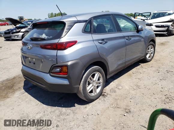 2020 Hyundai Kona SE с VIN KM8K1CAA2LU570637, выставлен на аукционе Copart как лот 50371372 с пробегом Не указан миль и . История ставок и продаж доступна на DreamBid. Изображение 4.