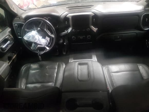 ✅ 2020 Chevrolet Silverado 1500 RST • VIN: 3GCUYEED6LG207463 • Lot: 48338084. Wystawiony na Copart z przebiegiem 104 636 mil. Bezpłatny archiwum sprzedaży aukcyjnych z USA i szczegółowy raport historii pojazdu na DreamBid. Zdjęcie 8.