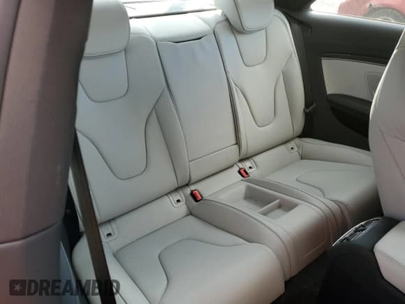 ✅ 2014 Audi RS 5 • VIN: WUAC6AFR3EA902041 • Lot: 78813664. Listed on Copart with 8,536 mi. Free auction sales archive from the USA and detailed vehicle history report at DreamBid. Image 10.