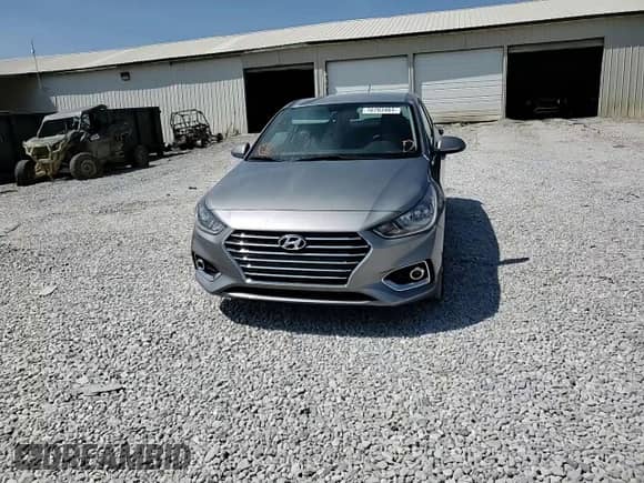 ✅ 2022 Hyundai Accent SEL • VIN: 3KPC24A62NE180260 • Lot: 70703484. Wystawiony na Copart z przebiegiem 1 930 mil mil. Skorzystaj z bezpłatnego archiwum sprzedaży aukcyjnych z USA i zobacz szczegółowy raport historii pojazdu na DreamBid. Zdjęcie 13.