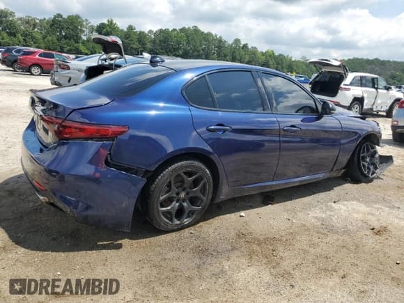 ✅ 2021 Alfa Romeo Giulia • VIN: ZARFAMAN9M7639652 • Lot: 63045435. Listed on Copart with 78,888 mi. Free auction sales archive from the USA and detailed vehicle history report at DreamBid. Image 3.