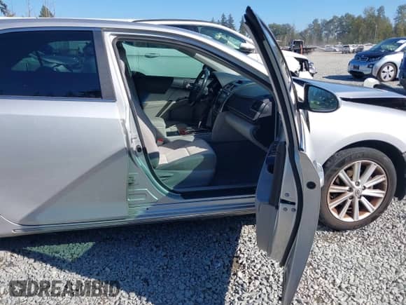 2013 Toyota Camry L с VIN 4T4BF1FK2DR317560, выставлен на аукционе IAAI как лот 43256662 с пробегом 173 939 миль миль и . История ставок и продаж доступна на DreamBid. Изображение 5.