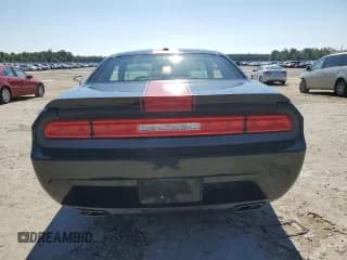 ✅ 2014 Dodge Challenger Rallye Redline • VIN: 2C3CDYAG0EH173553 • Lot: 67949444. Wystawiony na Copart z przebiegiem 199 115 mil. Bezpłatny archiwum sprzedaży aukcyjnych z USA i szczegółowy raport historii pojazdu na DreamBid. Zdjęcie 6.