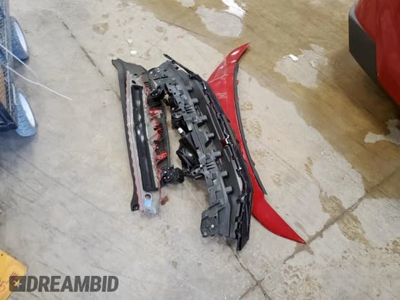 ✅ 2025 Toyota Camry LE • VIN: 4T1DAACK7SU112688 • Lot: 80537035. Wystawiony na Copart z przebiegiem 1 227 mil. Bezpłatny archiwum sprzedaży aukcyjnych z USA i szczegółowy raport historii pojazdu na DreamBid. Zdjęcie 12.