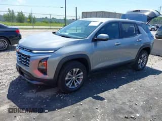 ✅ 2025 Chevrolet Equinox AWD LT • VIN: 3GNAXPEG7SL135536 • Lot: 42623223. Wystawiony na IAAI z przebiegiem 3 303 mil. Bezpłatny archiwum sprzedaży aukcyjnych z USA i szczegółowy raport historii pojazdu na DreamBid. Zdjęcie 2.