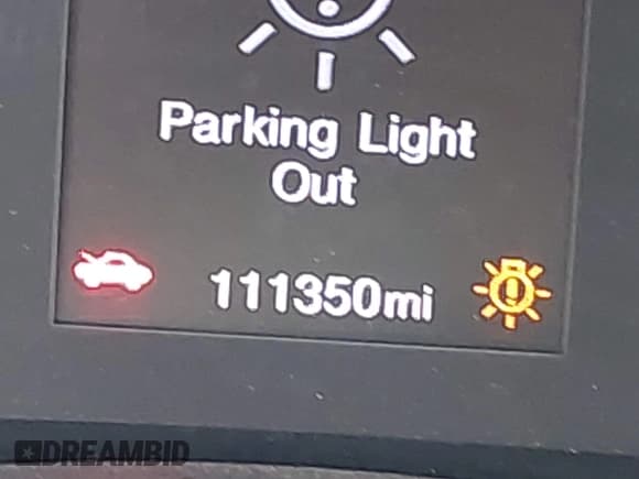 ✅ 2020 Jeep Renegade Latitude • VIN: ZACNJBBB7LPL52498 • Lot: 43005984. Wystawiony na IAAI z przebiegiem 111 350 mil. Bezpłatny archiwum sprzedaży aukcyjnych z USA i szczegółowy raport historii pojazdu na DreamBid. Zdjęcie 16.