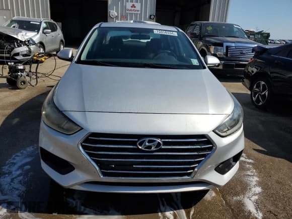 ✅ 2019 Hyundai Accent SE • VIN: 3KPC24A39KE050705 • Лот: 75056934. Опубликован ранее на Copart с пробегом 127 271 миль. Бесплатный доступ к архиву аукционных продаж из США и подробный отчёт об истории автомобиля на DreamBid. Изображение 5.