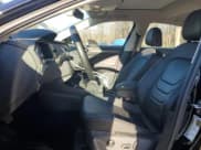 ✅ 2023 Volkswagen Jetta SEL • VIN: 3VWGM7BU2PM039821 • Лот: 92613775. Опубликован ранее на Copart с пробегом 25 369 миль. Бесплатный доступ к архиву аукционных продаж из США и подробный отчёт об истории автомобиля на DreamBid. Изображение 7.