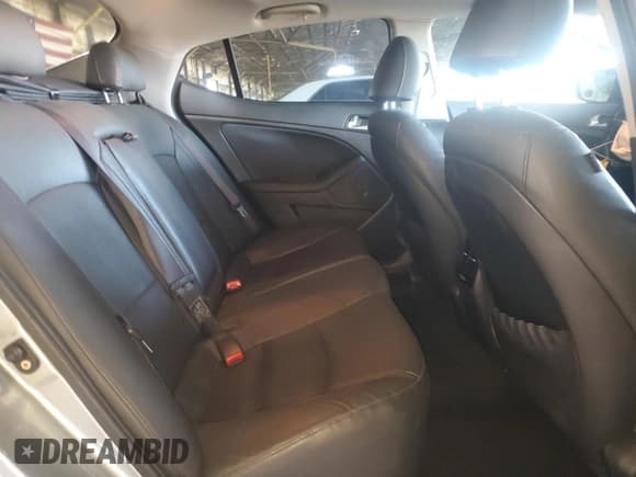 ✅ 2016 Kia Optima EX • VIN: KNAGN4AD1G5092254 • Лот: 82532275. Опубликован ранее на Copart с пробегом 146 208 миль. Бесплатный доступ к архиву аукционных продаж из США и подробный отчёт об истории автомобиля на DreamBid. Изображение 10.