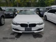 ✅ 2015 BMW 3 Series 320i xDrive • VIN: WBA3C3G59FNT53143 • Lot: 85010515. Wystawiony na Copart z przebiegiem 213 154 mil. Bezpłatny archiwum sprzedaży aukcyjnych z USA i szczegółowy raport historii pojazdu na DreamBid. Zdjęcie 5.