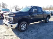 ✅ 2024 Chevrolet Silverado 2500HD LT • VIN: 1GC5YNE70RF118495 • Lot: 46582655. Listed on Copart with 15,468 mi. Free auction sales archive from the USA and detailed vehicle history report at DreamBid. Image 1.