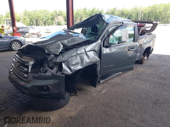 ✅ 2019 GMC Canyon 4WD SLE • VIN: 1GTG6CEN5K1101096 • Lot: 42723441. Listed on IAAI with Not provided. Free auction sales archive from the USA and detailed vehicle history report at DreamBid. Image 16.