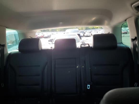 ✅ 2013 Volkswagen Touareg Exec • VIN: WVGEF9BP2DD000126 • Lot: 54430375. Listed on Copart with 111,677 mi. Free auction sales archive from the USA and detailed vehicle history report at DreamBid. Image 10.