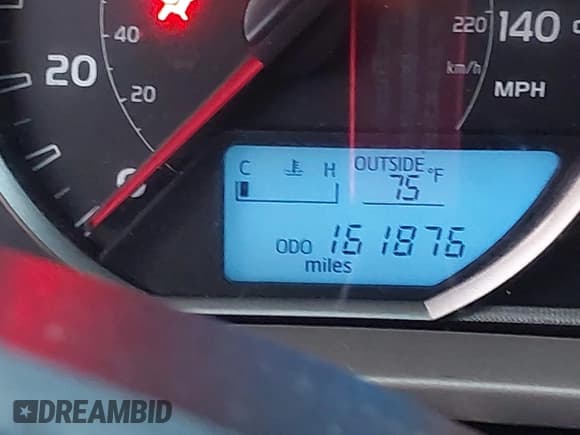 ✅ 2014 Toyota RAV4 LE • VIN: 2T3ZFREV0EW112198 • Lot: 43476523. Listed on IAAI with 161,876 mi. Free auction sales archive from the USA and detailed vehicle history report at DreamBid. Image 7.