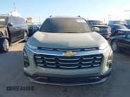 ✅ 2025 Chevrolet Equinox FWD LT • VIN: 3GNAXHEG8SL194018 • Лот: 43631237. Опубликован ранее на IAAI с пробегом 23 456 миль. Бесплатный доступ к архиву аукционных продаж из США и подробный отчёт об истории автомобиля на DreamBid. Изображение 12.