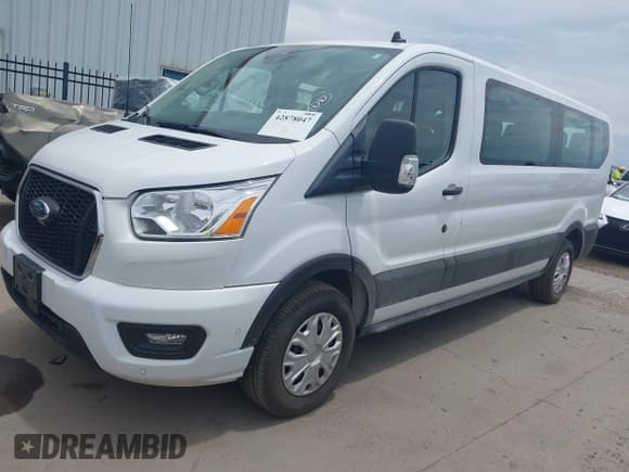 ✅ 2021 Ford Transit Passenger XL • VIN: 1FBAX2Y86MKA31578 • Lot: 42878047. Listed on IAAI with 85,994 mi. Free auction sales archive from the USA and detailed vehicle history report at DreamBid. Image 17.