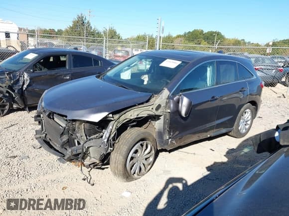 ✅ 2018 Acura RDX • VIN: 5J8TB4H34JL024008 • Lot: 43469084. Wystawiony na IAAI z przebiegiem 61 268 mil. Bezpłatny archiwum sprzedaży aukcyjnych z USA i szczegółowy raport historii pojazdu na DreamBid. Zdjęcie 18.