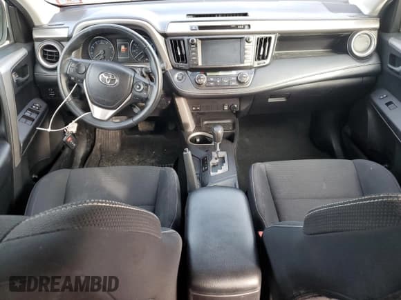 ✅ 2018 Toyota RAV4 XLE • VIN: 2T3RFREVXJW810070 • Lot: 86438465. Listed on Copart with 77,242 mi. Free auction sales archive from the USA and detailed vehicle history report at DreamBid. Image 8.