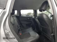 ✅ 2018 Jeep Compass Latitude • VIN: 3C4NJCBB5JT263110 • Lot: 47280185. Wystawiony na Copart z przebiegiem 123 653 mil. Bezpłatny archiwum sprzedaży aukcyjnych z USA i szczegółowy raport historii pojazdu na DreamBid. Zdjęcie 11.