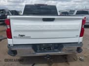 ✅ 2019 Chevrolet Silverado 1500 LT • VIN: 1GCPWCED4KZ111207 • Lot: 42992857. Wystawiony na IAAI z przebiegiem 86 934 mil. Bezpłatny archiwum sprzedaży aukcyjnych z USA i szczegółowy raport historii pojazdu na DreamBid. Zdjęcie 16.