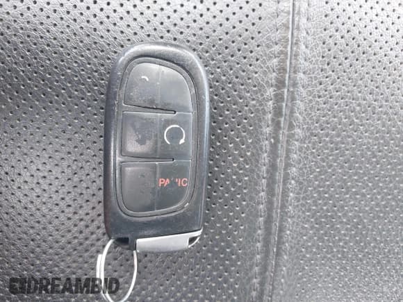 ✅ 2018 Ram 2500 Laramie • VIN: 3C6UR5FL0JG329369 • Lot: 42539876. Wystawiony na IAAI z przebiegiem 36 872 mil. Bezpłatny archiwum sprzedaży aukcyjnych z USA i szczegółowy raport historii pojazdu na DreamBid. Zdjęcie 11.