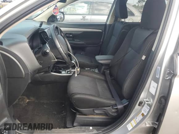 2018 Mitsubishi Outlander ES с VIN JA4AZ3A30JZ038498, выставлен на аукционе Copart как лот 66226945 с пробегом 134 656 миль миль и Списание • Salvage title. История ставок и продаж доступна на DreamBid. Изображение 7.